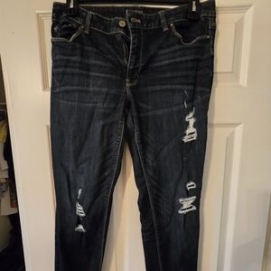 Dark rinse skinny jeans
